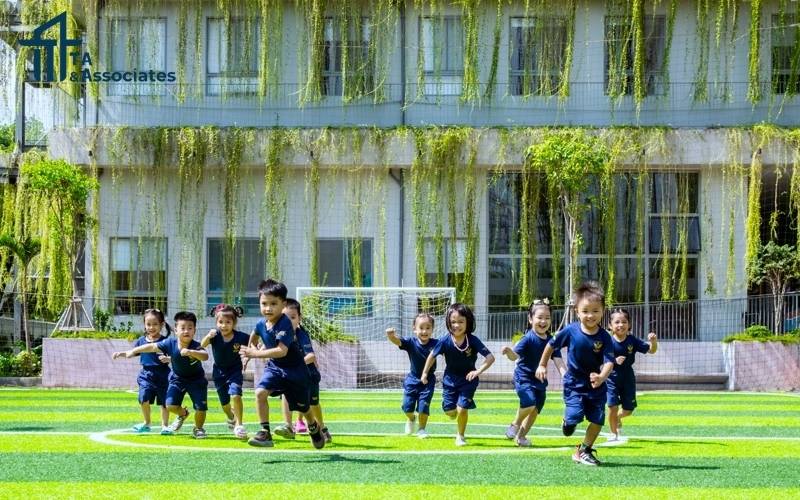 Mô hình trường học với không gian xanh